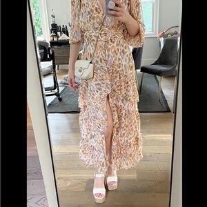 Elegant Leopard Print Maxi Dress